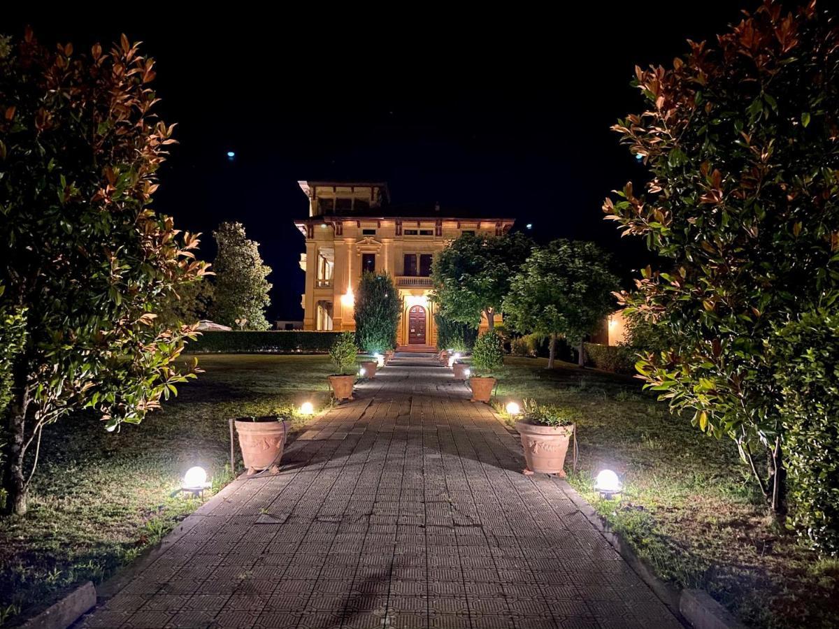 Villa Moorings Barga Exterior foto