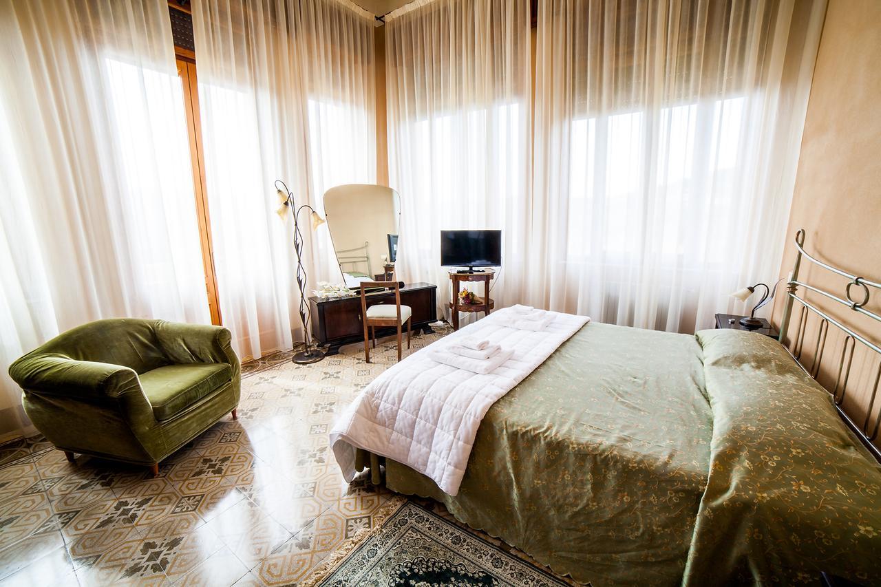 Villa Moorings Barga Exterior foto
