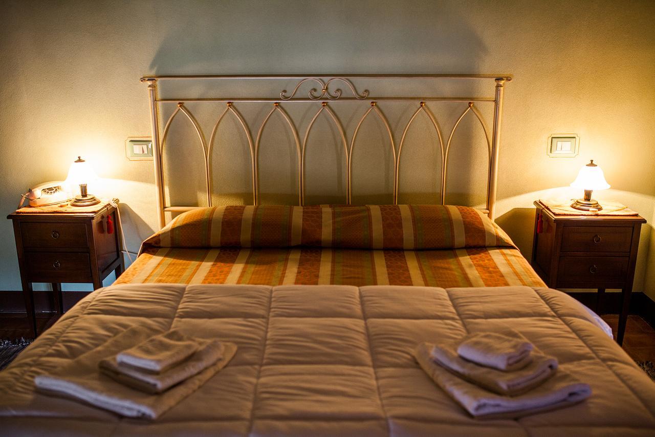 Villa Moorings Barga Exterior foto