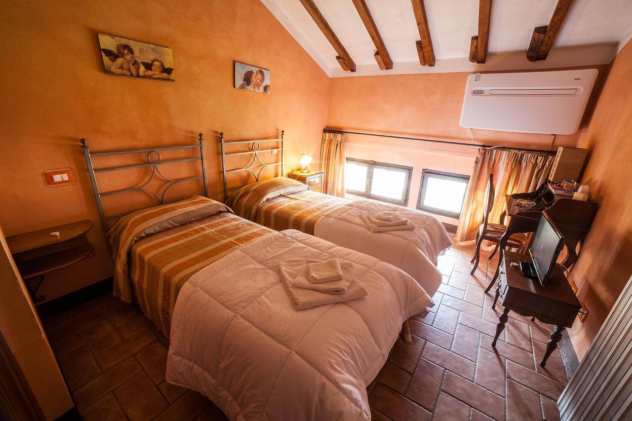 Villa Moorings Barga Exterior foto